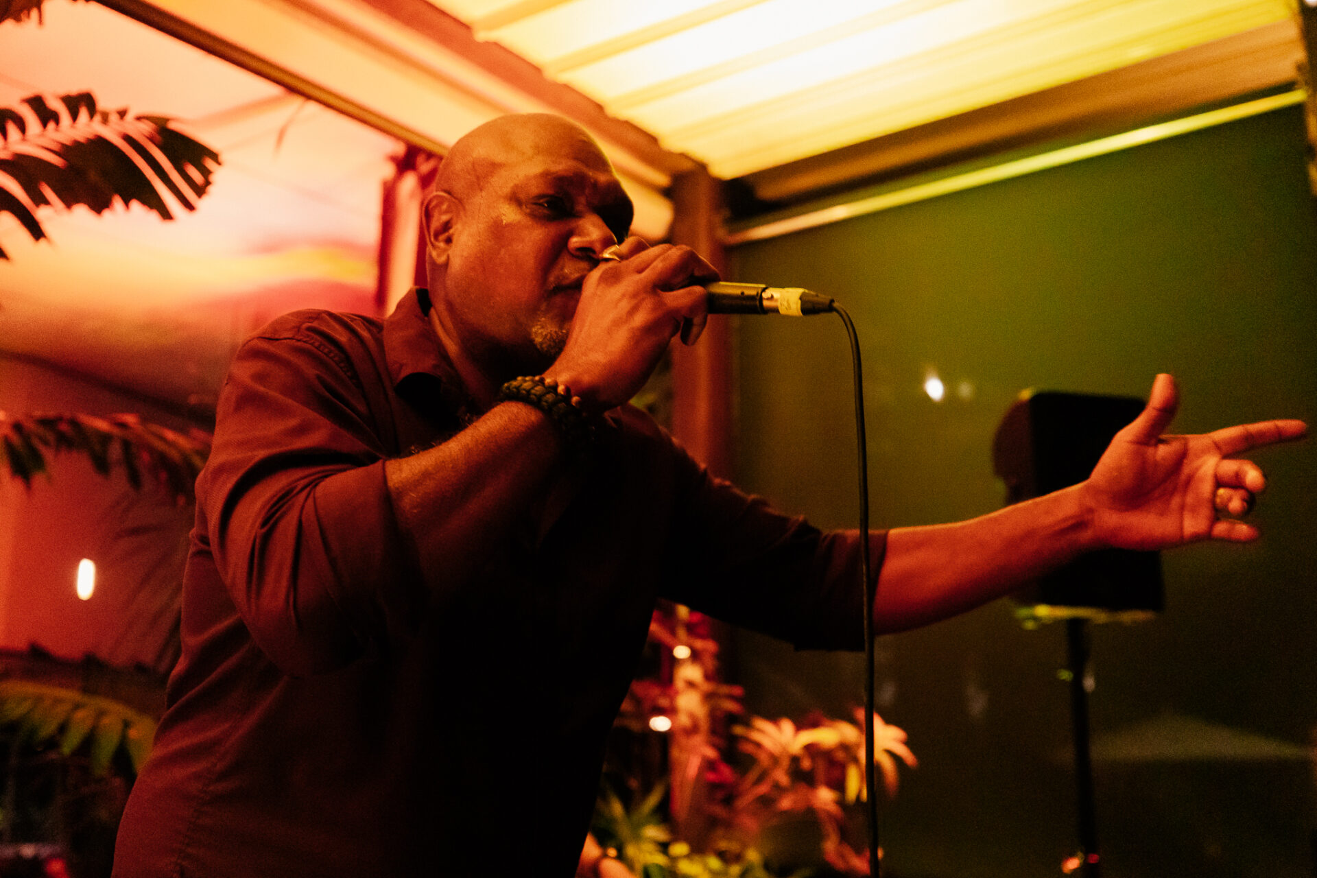 231008_MitchLowePhoto_ShineOnGimuy_Sunday-105